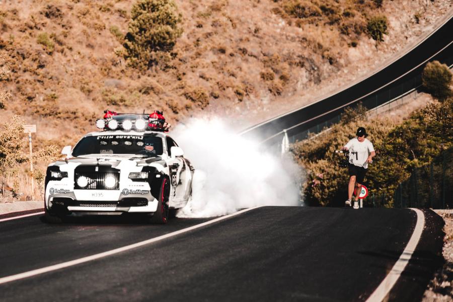  Rolls-Royce Wraith by Jon Olsson 2017 года  (фото 4 из 18)